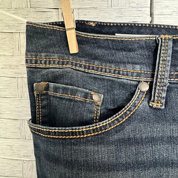 Torrid women’s jeans, medium wash, light distressing luxes slim boot plus size - Picture 13 of 14